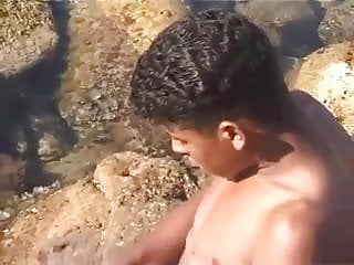 Tunisian Twink Wanks His Big Arab Dick Near The Beach free video
