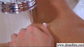 Cute Lovely Girl Insert Crazy Stuff In Her Wet Holes Movie-25 free video