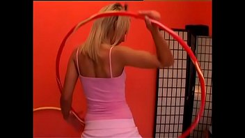 Playful Hoola Hoop Girl Sandy Silver Gets Her Sweet Cunt Licked Then Nailed On The Sofa free video