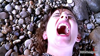 Myfirstpublic Mouth Filling With Cum On The Beach free video